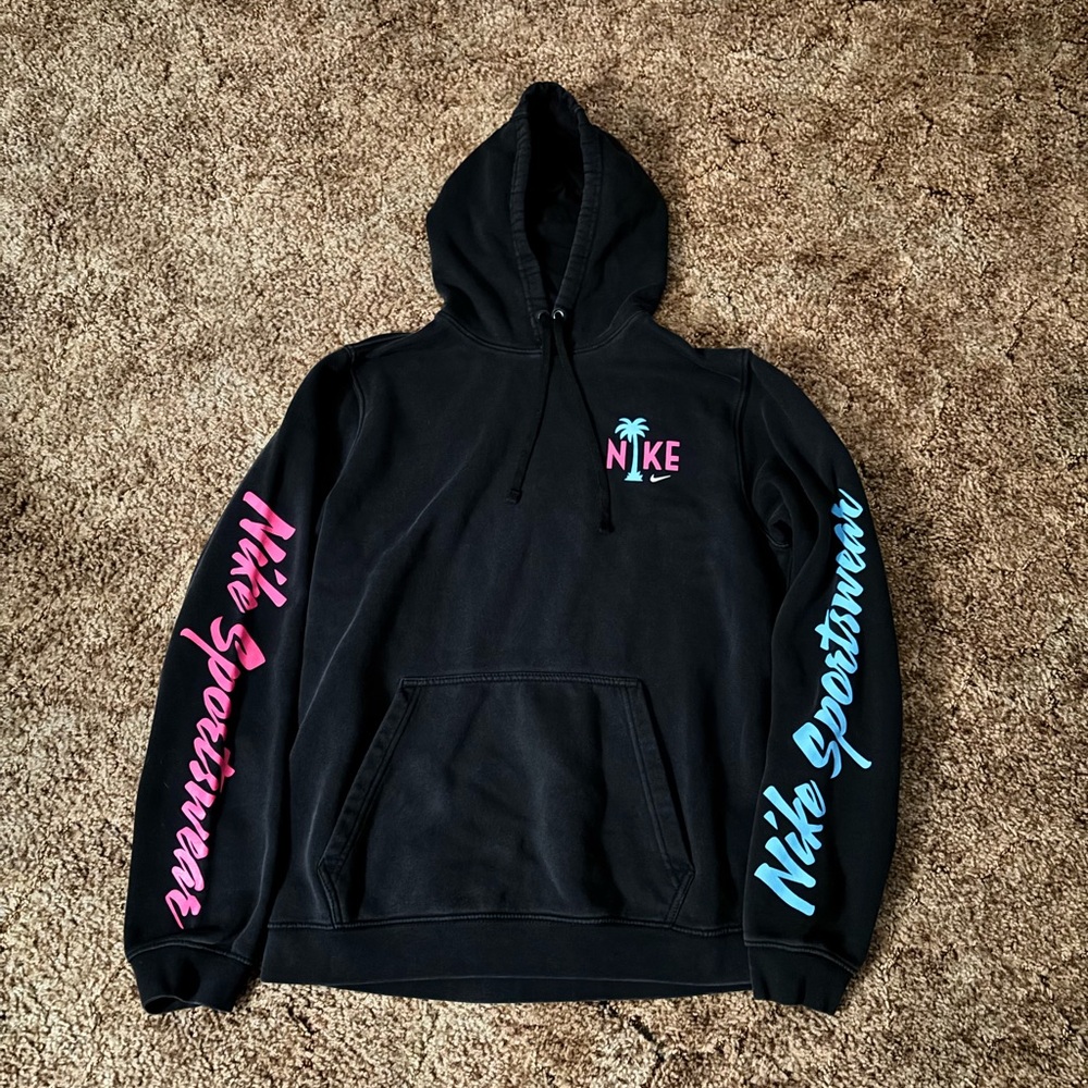 Men’s size L Nike Black Hoodie with Vibrant Accents